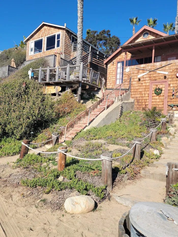 Crystal Cove Beach Cottages