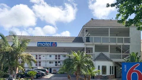 Motel 6 Fountain Valley, CA - Huntington Beach Area