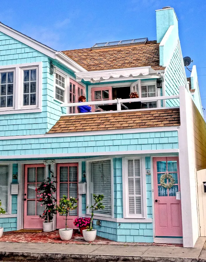 Balboa Island Hotel