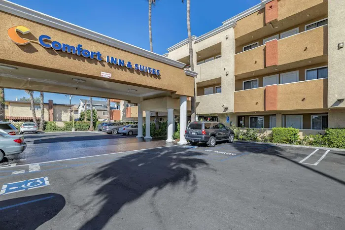 Comfort Inn & Suites Huntington Beach