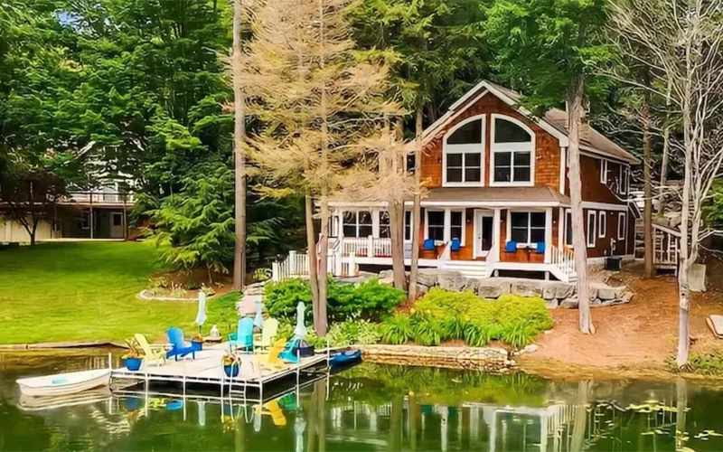 Cottages Near Scenic Lakes for Fishing Trips: The Perfect Getaway