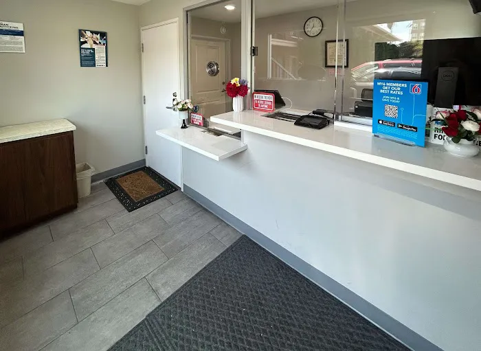 Studio 6 Suites Santa Ana, CA
