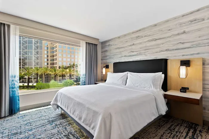 Embassy Suites by Hilton Anaheim South