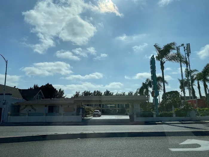 Golden West Lodge