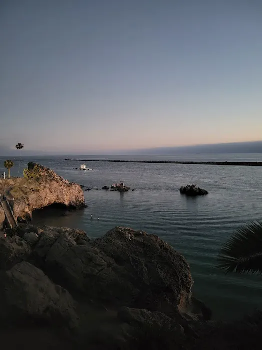 Newport Bay Inn