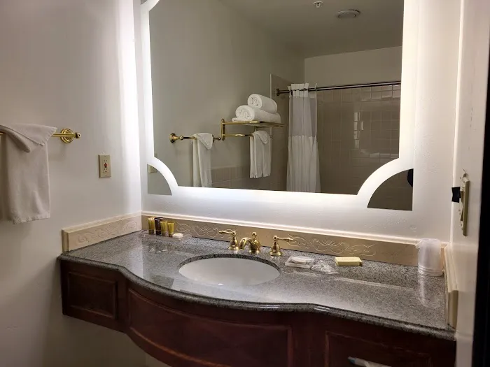 Ayres Hotel Costa Mesa/Newport Beach