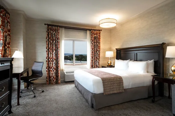 Ayres Hotel Costa Mesa/Newport Beach