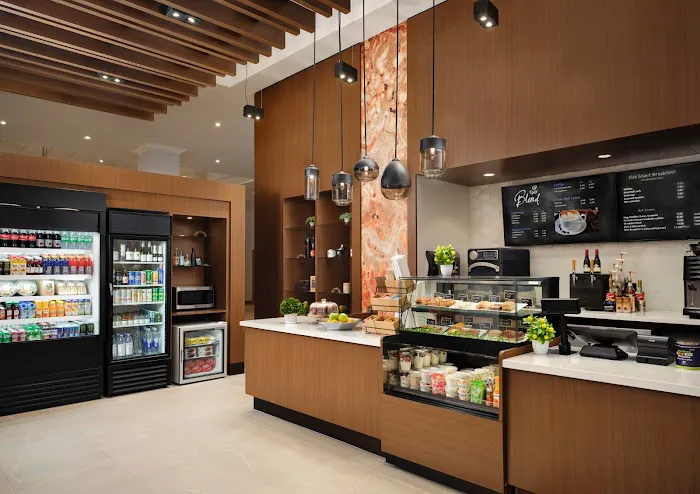 Hotel Zessa Santa Ana – a DoubleTree by Hilton