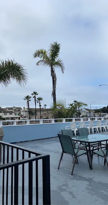 Newport Channel Inn